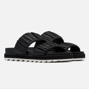 Sorel sandal size 7